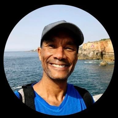 Damian Schmidt profile